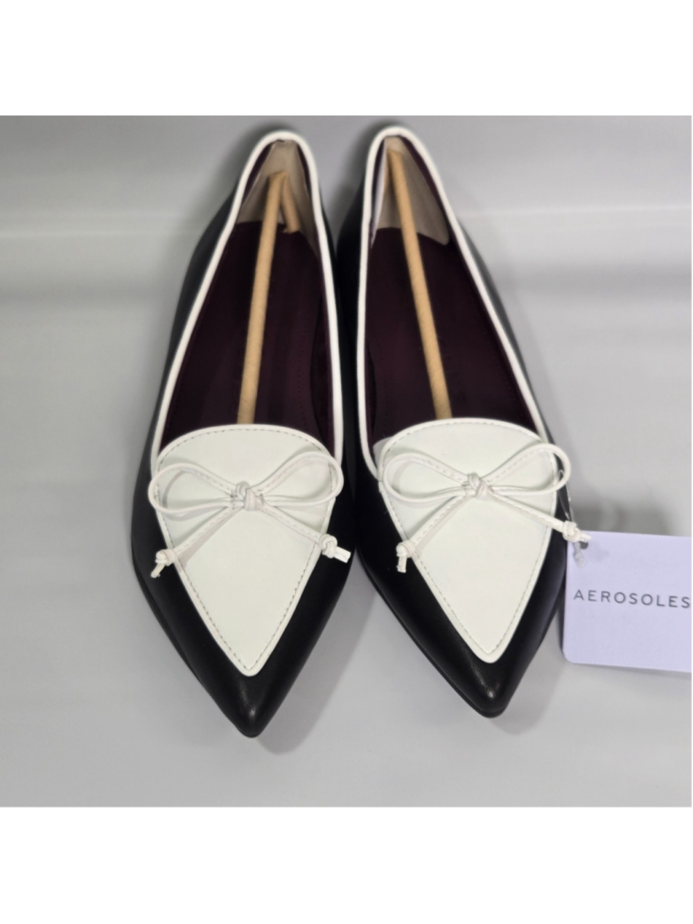 Aerosoles Doran Loafers Womens 9.5 Black White Leather Pointed Flats NEW Work